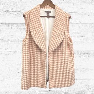 Sharon Young White and Pink Garment